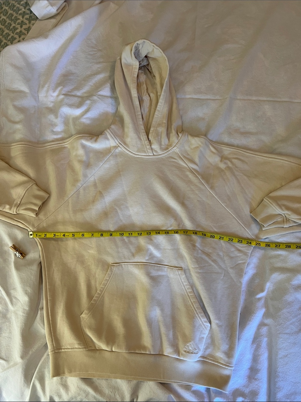 adidas women’s Cream Crewneck Hoodie Sweatshirt size Small
